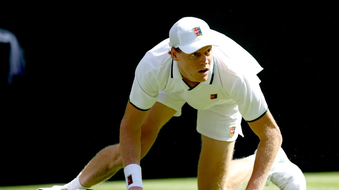 Sinner Sconfina Kecmanovic a Wimbledon: Un Match Epico!