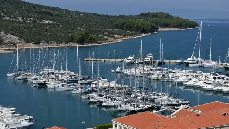 Croazia: Navigazione con Barche Senza Targa, Nuove Regole e Ritardi