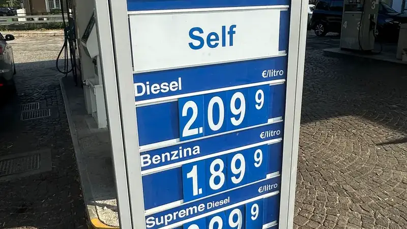 Fvg: Prezzi del Carburante Record, Seconda Italia per Costi