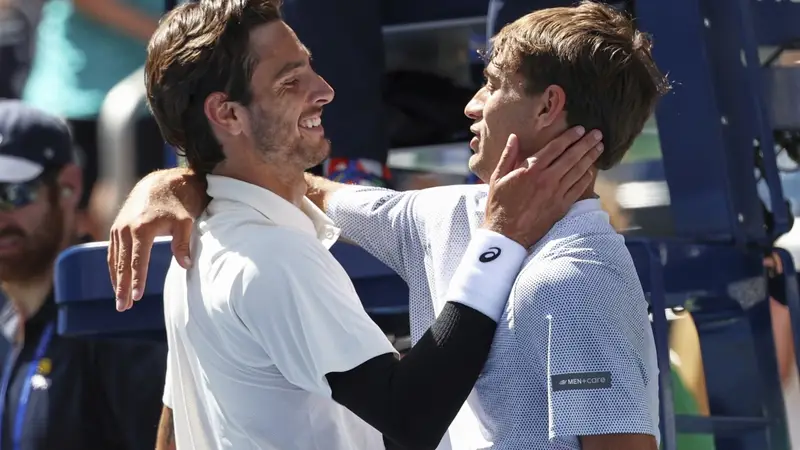 Sinner: L'Ombra di Cobolli e Musetti Influisce sull'Attenzione Mediatica del Tennis Italiano