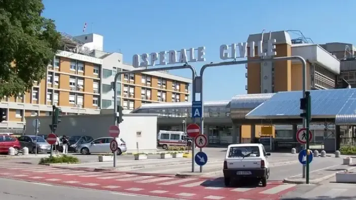 Morte a Pordenone: Indagine sull'uomo dimesso dall'ospedale