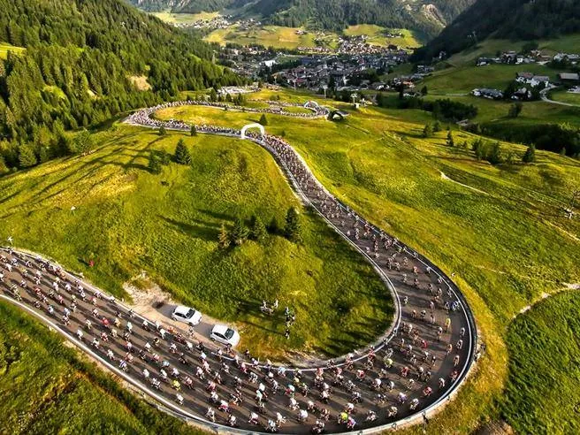 Maratona dles Dolomites: Richieste Record, Domanda Esplosiva