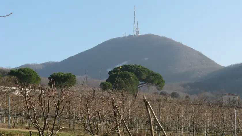 Escursionista Salva sul Monte Venda: Imprevisto al Buio