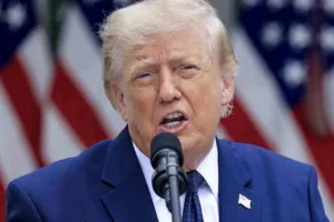 Trump ad Ankara: Critiche all'Italia e apprezzamento per Meloni