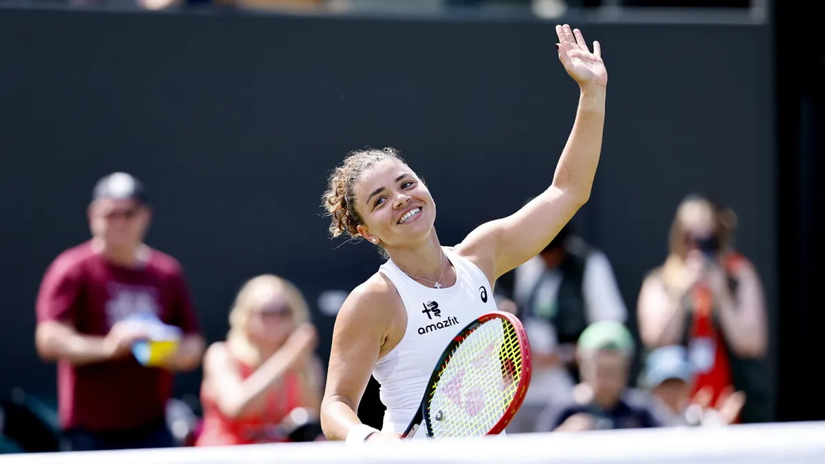 Paolini Stende Sakkari a Wimbledon, Raggiunge gli Ottavi