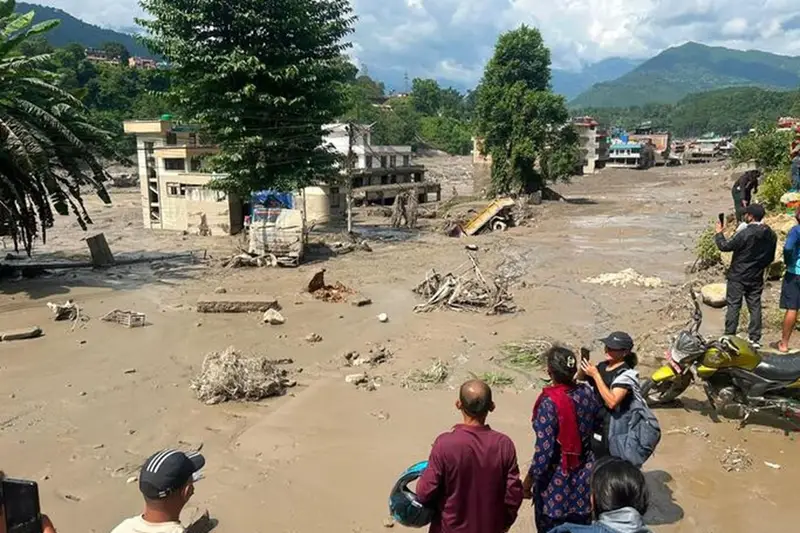 Alluvione Devastante in Nepal: Almeno 17 Morti e Centinaia di Persone Scomparsi
