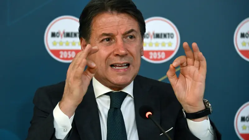 Conte: «Alla sinistra non serve» – Il Dibattito sulla Cultura Woke