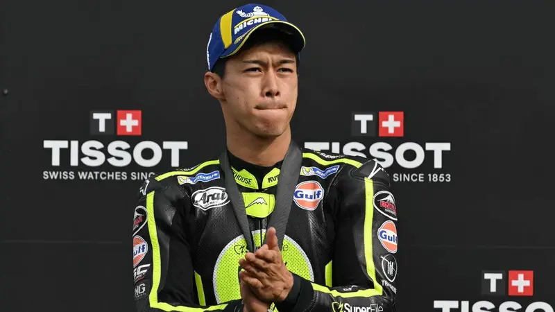 Ogura infortunato: il pilota Aprilia Trackhouse salta il GP d'Aragona