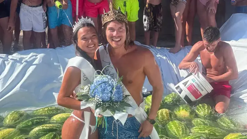 Ferragosto a Lignano: Sfilata, Elezione di Miss e Mister e Tradizioni 'Mondiali'