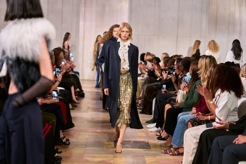 New York Fashion Week: Anticipazioni e Premi per l'Inizio della Stagione Primavera/Estate 2027