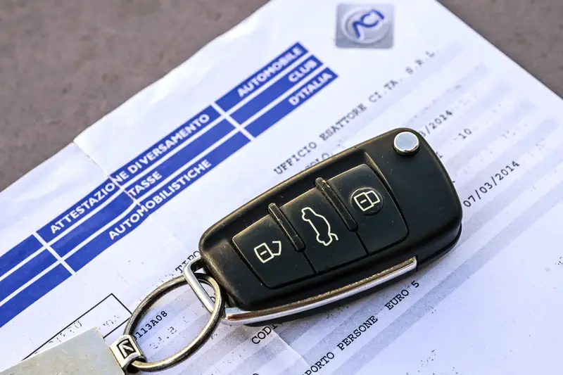 Truffa Bollo Auto Online: Attenzione ai Siti Imitanti l’ACI