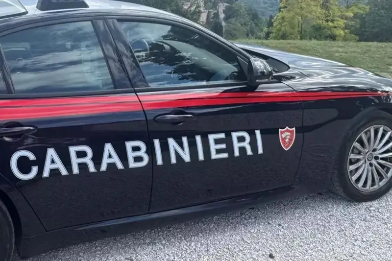 Tragedia a Frosinone: Morta donna dopo caduta durante un tentativo di ingresso in casa
