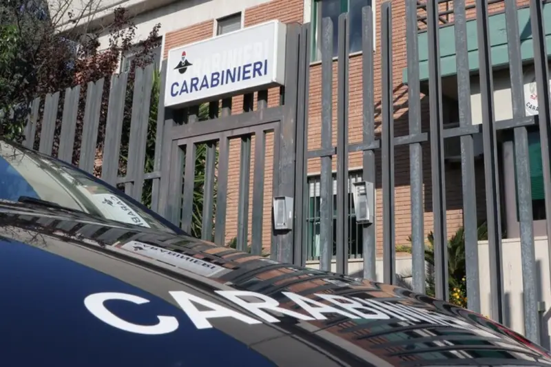 Evade dai domiciliari per minacciare l'ex: un incubo di violenza a Melito