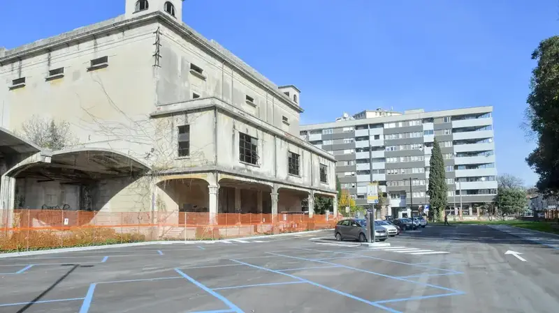 Udine: Comune Valuta la Demolizione dell'Ex Frigo