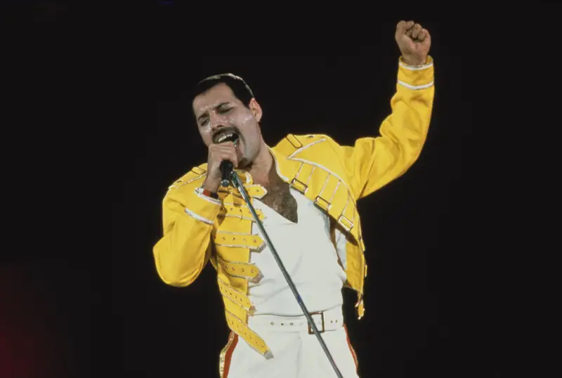 Freddie Mercury: Il Victoria & Albert Museum celebra l'eredità di un mito