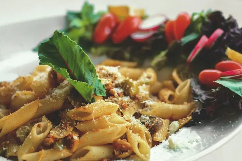 Pasta al Tonno, Limone e Pangrattato: La Ricetta Salvavita per una Cena Veloce