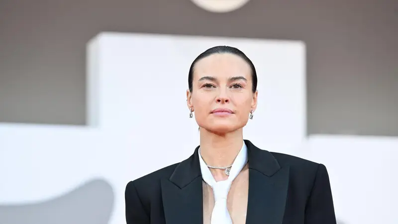 Red Carpet a Venezia: Le Pagelle dei Look e le Presenze di Rilievo