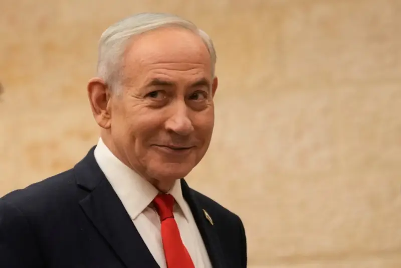 Intelligence Israeliana Avverte Netanyahu sul Finanziamento Hamas da Qatar