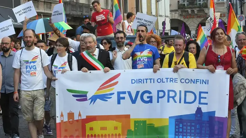 Udine concede il patrocinio al Pride Fvg, in mezzo alle contestazioni di FdI