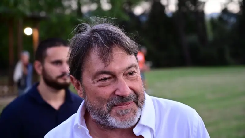 Ranucci: ‘Se mi cacciano dalla Rai, mi candido’ – Un Sondaggio Scuote la Rai