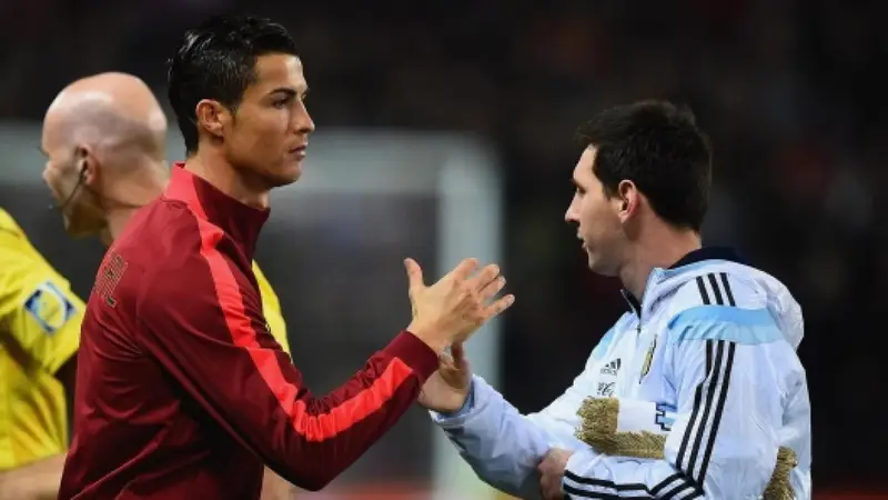 Ronaldo Riconosce il Dominio di Messi: Un Omaggio alla Storia del Calcio