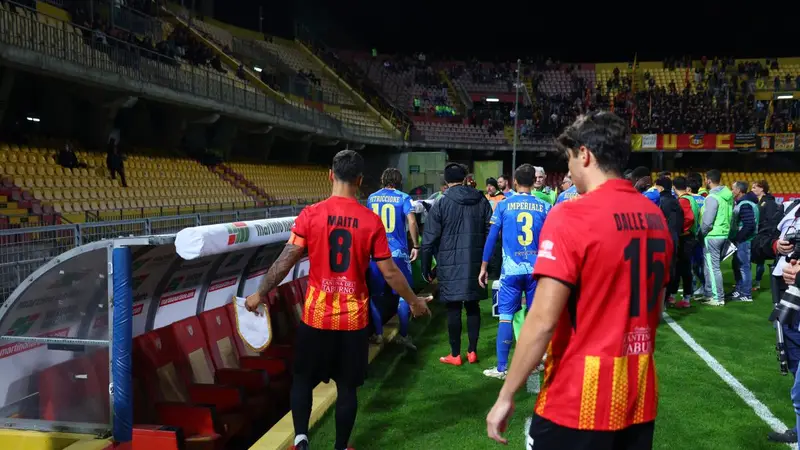 Benevento-Catanzaro Posticipata: Problema Fisico per Arditi