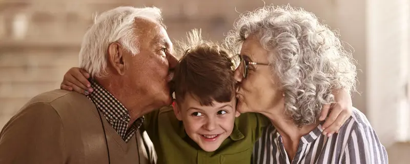 Festa dei Nonni: Un'Evoluzione Generazionale e il Ruolo Centrale nella Famiglia Italiana