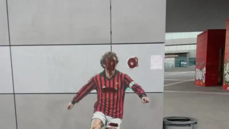 Murale Baresi a Casa Milan: Rifatto il Paste-Up con un Nuovo Design
