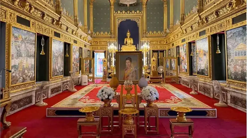 Mosaico di Spilimbergo nel Tempio di Bangkok: Un'Opera d'Arte Internazionale