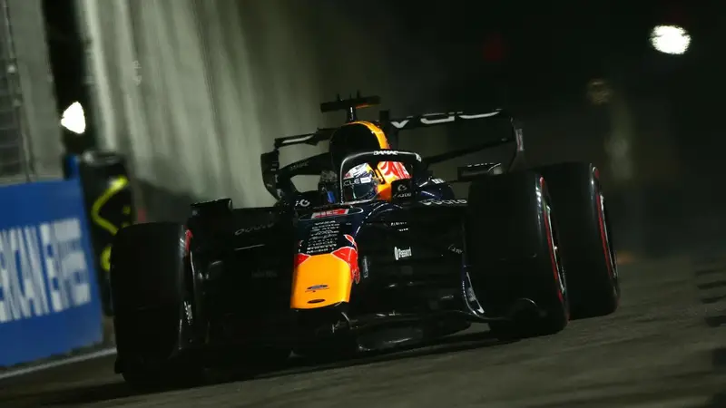 GP Singapore: Ferrari punta a Verstappen, sfida sulla pista cittadina