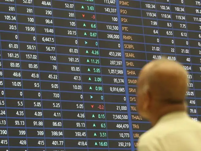 Spread Btp-Bund in Rialzo: Superati i 126 Punti – Segnali di Crisi Italiana?