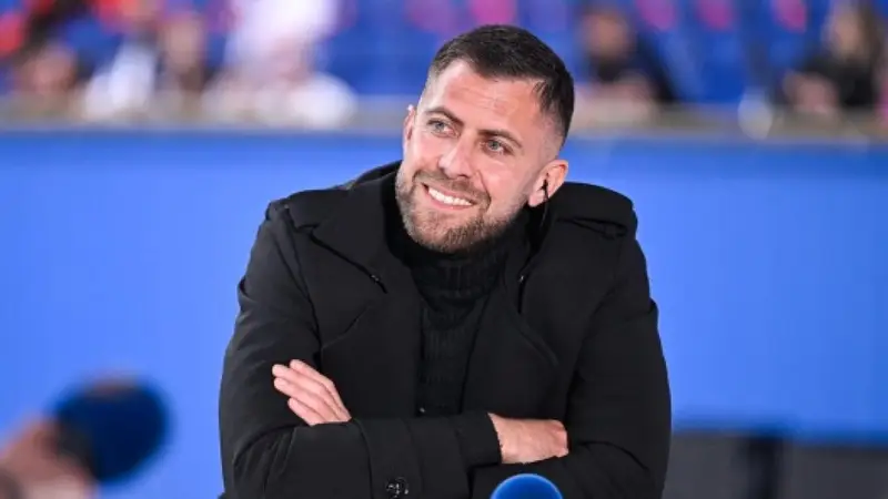 Menez Ripercorre la Sua Folle Carriera: Montella, Ferguson e il Motorino Rubato