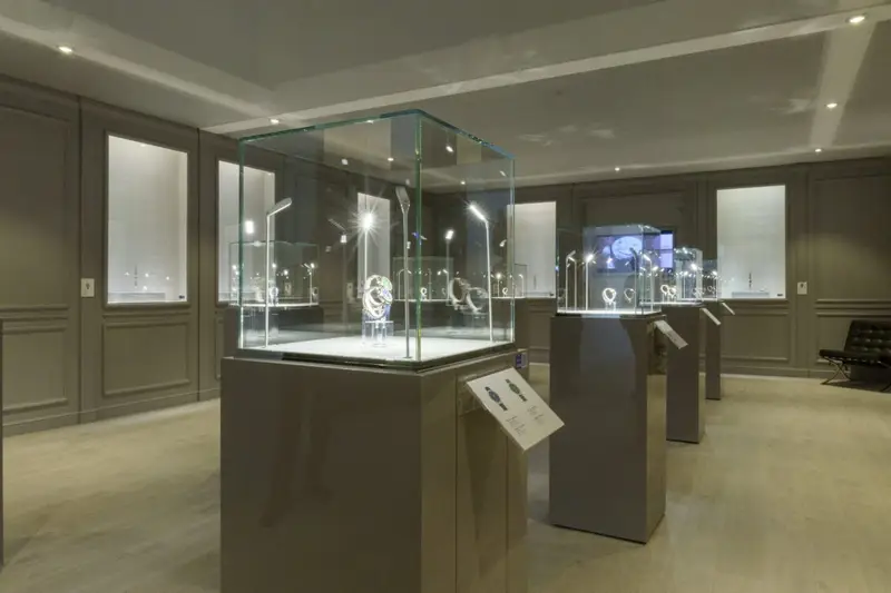 Patek Philippe in Italia: Un Viaggio nell'Alta Orologeria con 'Watch Art'