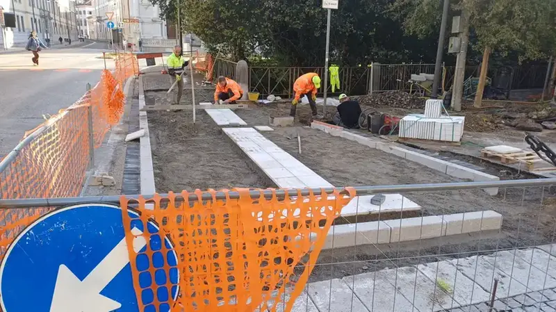 Riqualificazione di Piazza Patriarcato a Udine: Nuovi Passaggi Pedonali e Marciapiedi per una Maggiore Sicurezza