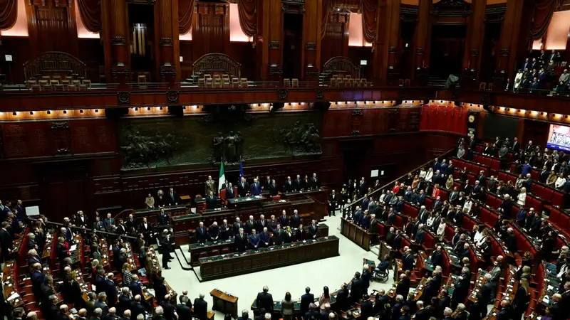Riforma Elettorale: Parlamentari con Pensioni Elevate dopo la Modifica