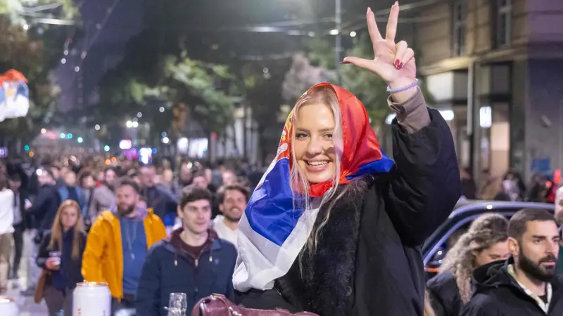 Serbia: Sconfitta di Vucic alle Elezioni Studentesche, Tensioni Politiche e Prospettive Future