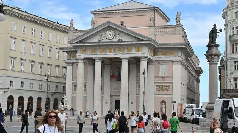 Trieste: Scippatore in Borghese – Arresto di un Turista Ungherese
