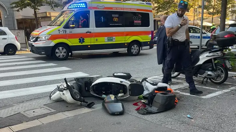 Trieste: Incidente tra Auto e Scooter in Via Battisti