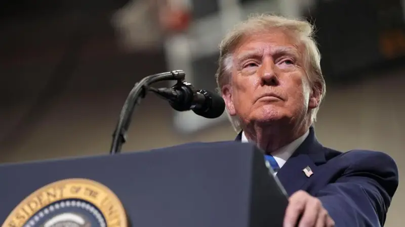 Trump, l'Aspirina per 'Rilassamento': Evidenze Scientifiche e Contrasti