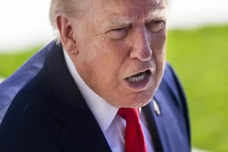 Trump Rinvio all'Esecuzione in Streaming di Hasan: Priorità alla Presenza Familiare delle Vittime