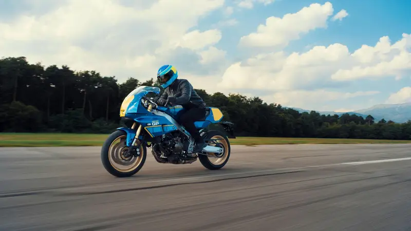Yamaha XSR900 e XSR900 GP 2027: Un Omaggio al Passato con Tecnologie Moderne